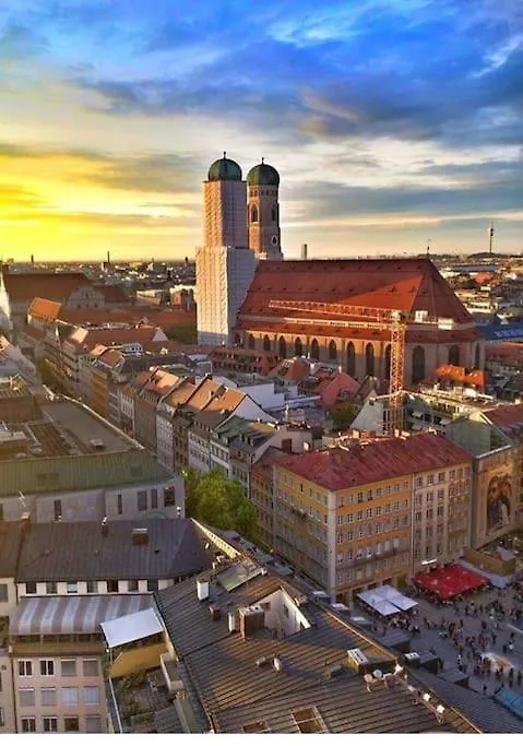 Apartman Schwabing-Studio Great Sunset View & Balcony München