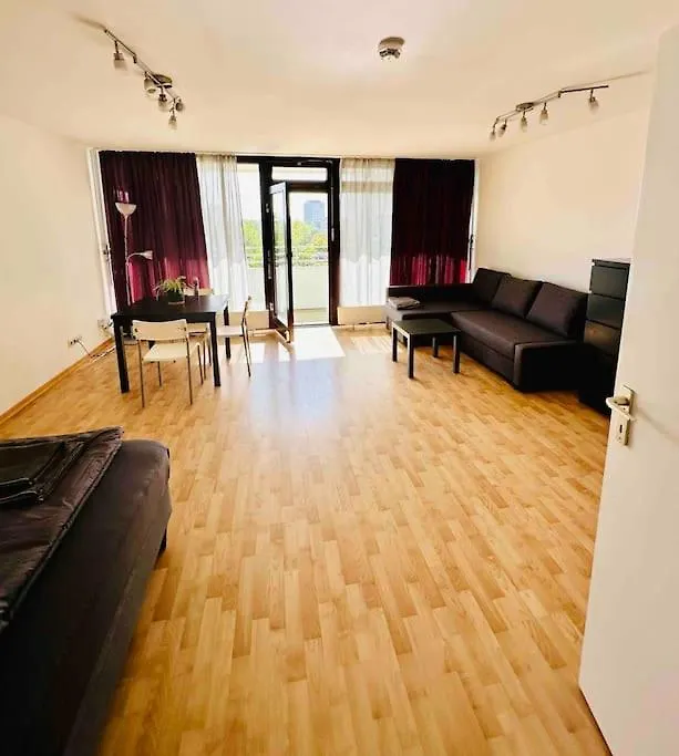 Schwabing-Studio Great Sunset View & Balcony München 0*,  Németország